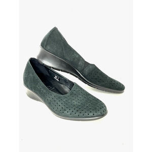 ECCO Felicia Perforated Slip On Shoes Nubuck Leather Black Size 37 EU 6.5 US